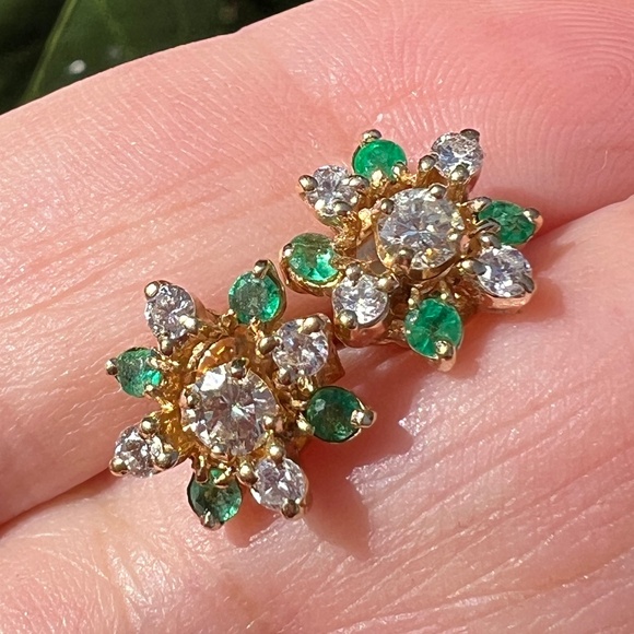 VINTAGE 14K YELLOW GOLD DIAMONDS & EMERALDS STUDS & EARRINGS JACKETS VERSATILE - Picture 10 of 16